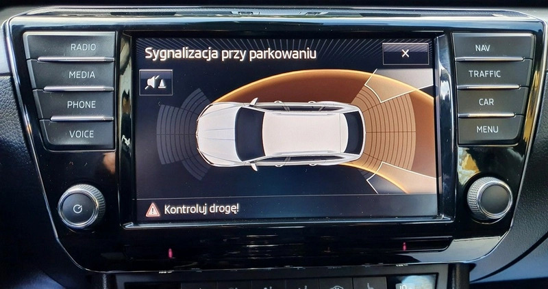Skoda Superb cena 81300 przebieg: 135590, rok produkcji 2017 z Rzeszów małe 781